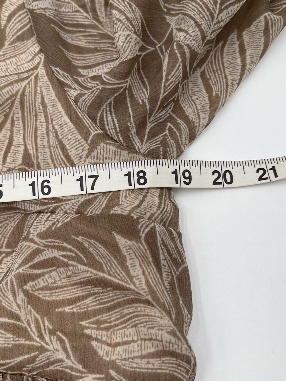 Gilli Sheyla V-Neck Babydoll Summer Mini Dress Taupe Wedding Guest Sz Medium New - Picture 14 of 16